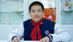 Nam sinh giành giải đặc biệt toán học trẻ Quốc tế và bí quyết nuôi dạy của người mẹ